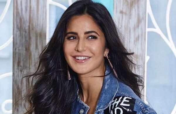 کترینہ کیف نے ‘بھارت’ کے سیٹ پر کرکٹ کا میدان سجا لیا