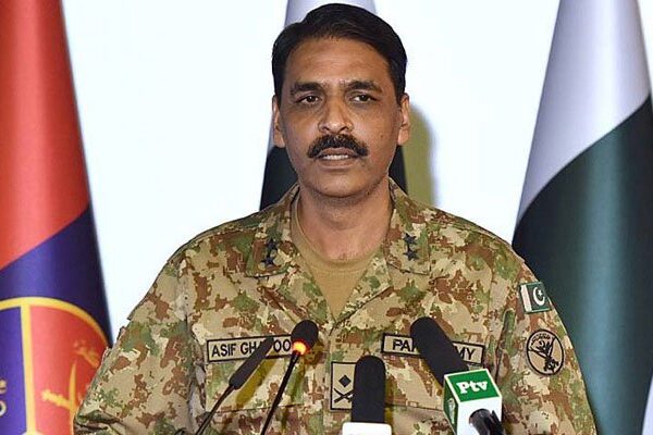 ملٹری کورٹس فوج کی خواہش نہیں ملکی ضرورت ہیں: ڈی جی آئی ایس پی آر