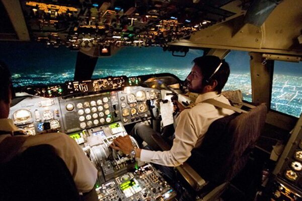 جعلی ڈگریوں پر 16 پائلٹس اور 65 کیبن کریو کے لائسنس معطل