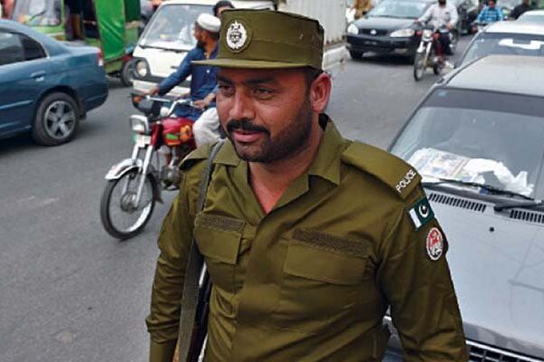 سانحہ ساہیوال کے بعد پولیس ناکوں پر کھڑے اہلکاروں کیلئے نیا ایس او پی جاری