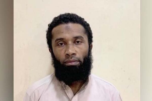 لیاری میں رینجرز کی کارروائی، غفار ذکری گروپ کا کارندہ شہزاد عرف فیضو دادا گرفتار