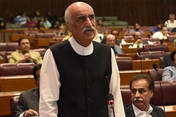 آغا سراج کی گرفتاری پر اسپیکر ڈریں، اُن کے ساتھ بھی ایسا ہو سکتا ہے: خورشید شاہ