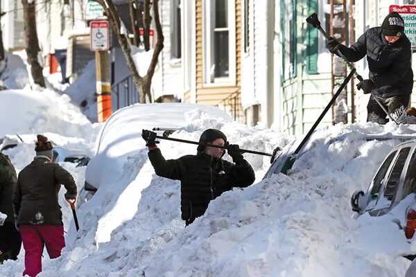 امریکا میں شدید سردی کے باعث اموات کی تعداد 21 ہو گئی