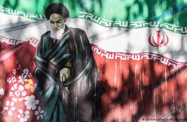 ایرانی انقلاب  سے کیا خطے میں شدت پسندی بڑھی ہے؟