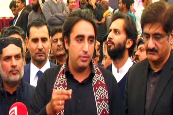 عثمان بزدار میں ایسی کیا بات ہے کہ وزیراعظم ڈھٹائی سے ان کا دفاع کر رہے ہیں، بلاول بھٹو