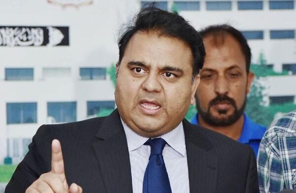 وزیراعظم کو وزیراعلیٰ پنجاب عثمان بزدار پر مکمل اعتماد ہے، فواد چوہدری