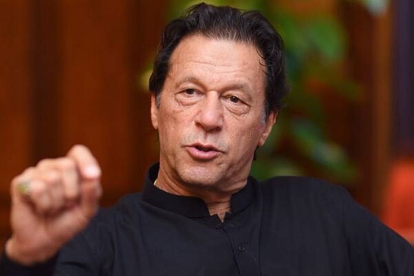 اسلامی تاریخ اور اقبالیات کو نصاب میں شامل کیا جائے، وزیراعظم