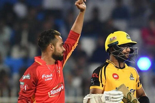 اسلام آباد یونائیٹڈ نے پشاور زلمی کو شکست دیدی، محمد سمیع کی ہیٹ ٹرک