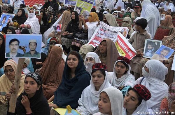 اٹھائیس لاپتہ افراد کی بازیابی، لیکن کیا یہ کافی ہے؟