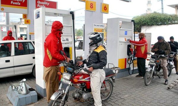 پٹرول پمپ ملکان کی دھوکا دہی