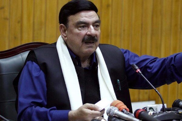 30 مارچ تک چور، لیٹرے اور ڈاکو ڈیل پیکج میں فارغ ہو جائیں گے، شیخ رشید