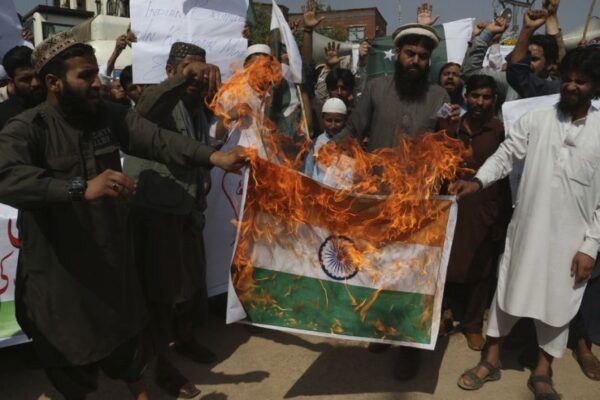 ظلم و بربریت کے سائے میں سلگتی وادی
