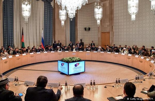 امریکا اور طالبان کے مذاکرات میں پاکستان کا ’پس پردہ‘ کردار