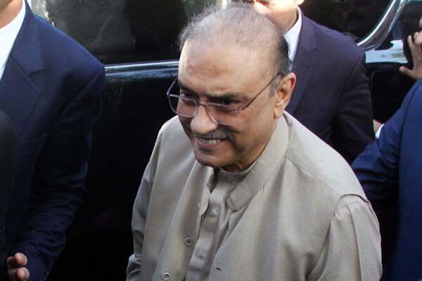 زرداری نے منی لانڈرنگ کیس کی اسلام آباد منتقلی کا عدالتی فیصلہ چیلنج کر دیا