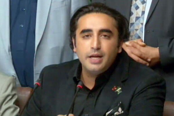 بلاول کا انتہاپسندانہ سوچ رکھنے والے 3 وفاقی وزراء کو برطرف کرنے کا مطالبہ