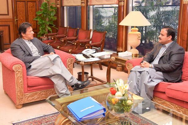 وزیراعظم سے ملاقات: عثمان بزدار نے تنخواہوں اور مراعات میں اضافہ واپس لے لیا