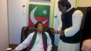 Malik Azeem with Imran Khan