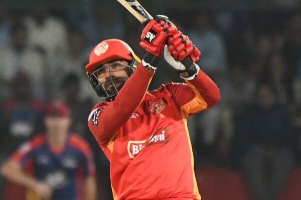 اسلام آباد نے دلچسپ مقابلے کے بعد کراچی کو پی ایس ایل سے باہر کر دیا