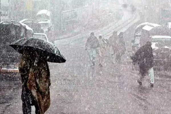پنجاب، بلوچستان اور خیبرپختونخوا کے مختلف اضلاع میں بارش، پہاڑوں پر برفباری