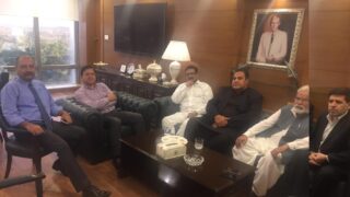 Ch Qamar Iqbal Meeting with Nadra DG Zulfiqar Ahmad