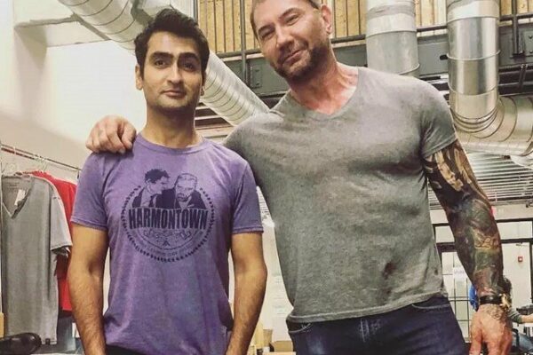 پاکستانی نژاد اداکار کمیل اور معروف ریسلر باٹسٹا کی ایکشن فلم کا ٹریلر جاری