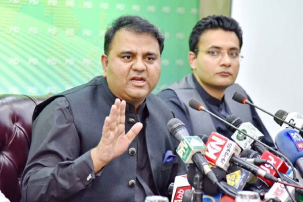 استعفے ہی استعفے
