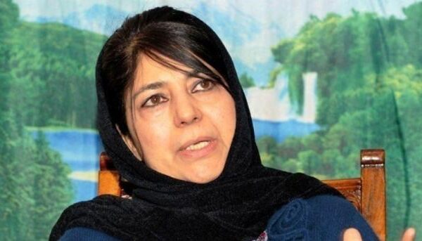 مودی بھارتی انتخابات میں کامیابی کے لیے پاکستان پر حملے کی تیاریوں میں مصروف ہیں: محبوبہ مفتی
