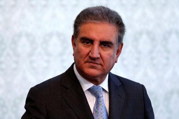 اسد عمر سمیت کوئی بھی چٹکی بجا کر حالات درست نہیں کر سکتا: شاہ محمود قریشی