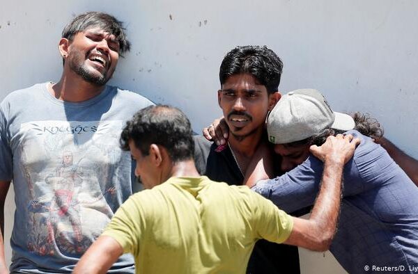 سری لنکا حملے، ہلاکتوں کی تعداد 290 ہو گئی