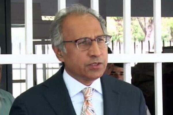 آئی ایم ایف سے مذاکرات کی کامیابی کے لیے پر امید ہیں: حفیظ شیخ