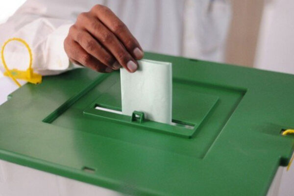 امیدوں  کا  خون