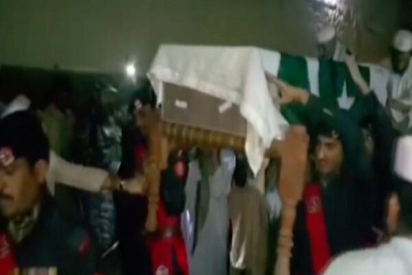 شمالی وزیرستان: دہشتگردوں کے حملے میں شہید اہلکار فوجی اعزاز کے ساتھ سپردخاک