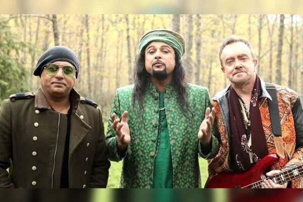 جنون بینڈ نے 15 سال بعد اپنا نیا گیت ’چھولے آسمان‘ ریلیز کر دیا