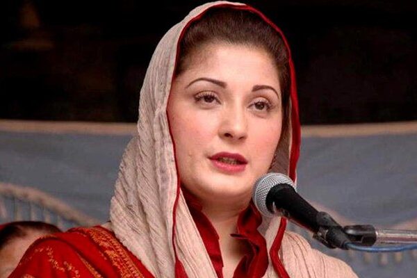 نالائق اعظم کٹھ پتلی ہے، چور دروازے سے اقتدار میں آیا: مریم نواز