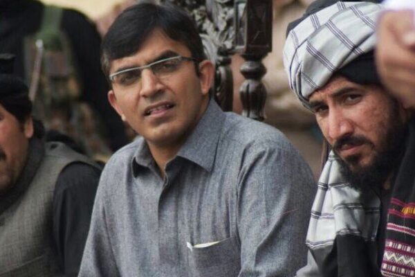 پی ٹی ایم رہنما محسن داوڑ کی ساتھیوں کے ہمراہ میرانشاہ میں چیک پوسٹ پر فائرنگ