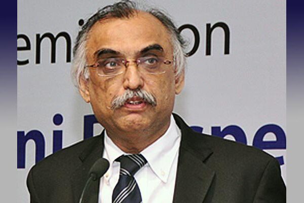 حکومت نے شبر زیدی کو چیئرمین ایف بی آر تعینات کر دیا