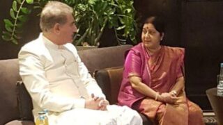 Shah Mehmood Qureshi - Sushma Swaraj
