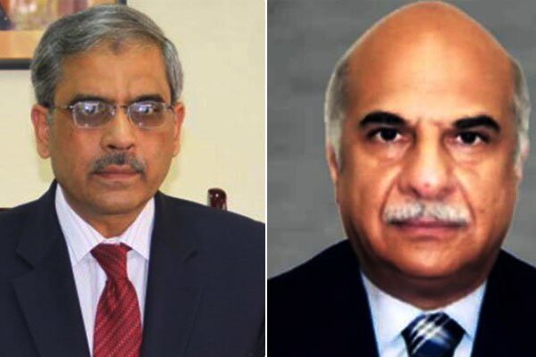 گورنر اسٹیٹ بینک اور چیئرمین ایف بی آر کو عہدوں سے ہٹا دیا گیا