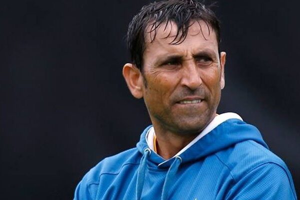 2009 میں ایک سینئر بلے باز نے یونس خان کے خلاف بغاوت کی: شاہد آفریدی