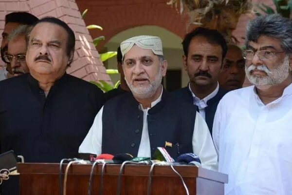 حکومت نے بی این پی مینگل کو منا لیا، اے پی سی میں شرکت نہ کرنے کا فیصلہ