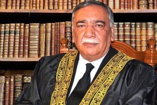 سچ بولنے کی ہمت نہیں تو انصاف بھی نہ مانگیں: چیف جسٹس پاکستان