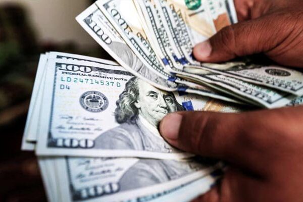 انٹربینک اور اوپن مارکیٹ میں ڈالر کی قدر میں اضافہ