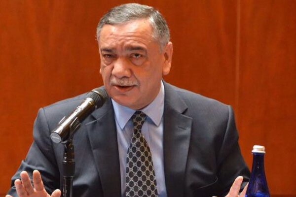 جسٹس قاضی فائز کو حکومت نہیں ہٹا سکتی، یہ جوڈیشل کونسل کا معاملہ ہے: چیف جسٹس
