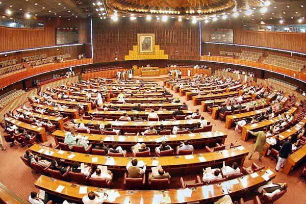 بجٹ اجلاس: حکومت کا اپوزیشن کو ٹف ٹائم دینے کی پالیسی جاری رکھنے کا فیصلہ برقرار
