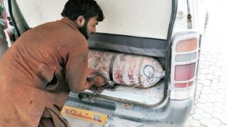 Passenger Vehicles - Gas Cylinders