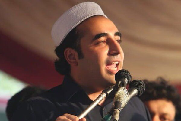 مجھ سمیت پوری پارٹی کو جیل میں ڈال دو، عوام کے حقوق پر سمجھوتا نہیں کریں گے۔  بلاول بھٹو
