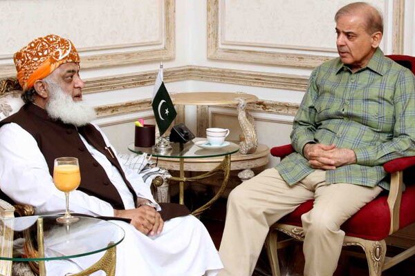 فضل الرحمان کی شہباز شریف سے ملاقات، 25 جولائی کو ملک بھر میں پاور شو کی تجویر