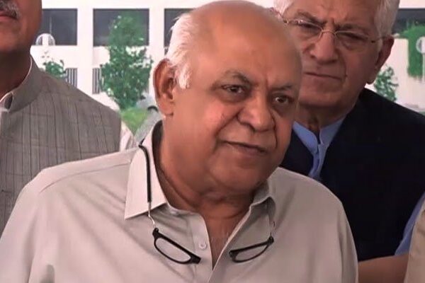 چیئرمین سینیٹ کیخلاف تحریک عدم اعتماد میں کامیاب ہو گئے، حاصل بزنجو کا دعویٰ