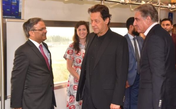 وزیراعظم عمران خان تین روزہ سرکاری دورے پر امریکا پہنچ گئے