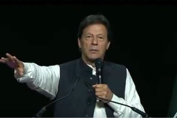 آج تک کسی کے سامنے جھکا نا کبھی قوم کو جھکنے دوں گا: وزیراعظم